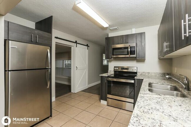 Foto del edificio - 1602 LINDALE AVE, EUSTIS, FL 32726