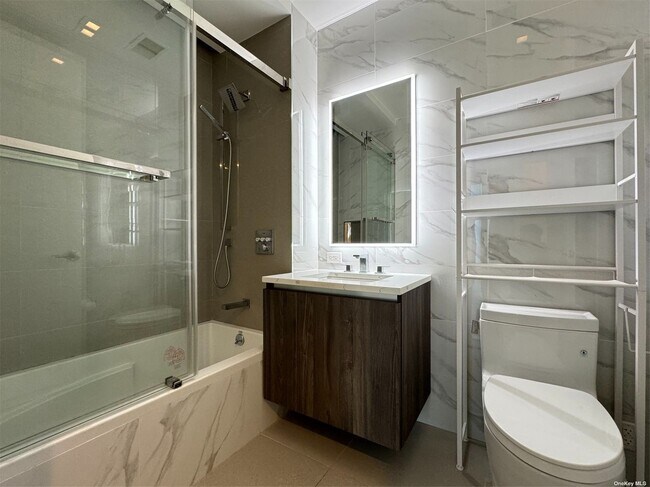 Foto del edificio - 134-37 35th Ave