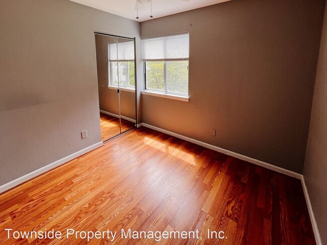 Building Photo - 4 br, 2 bath House - 1440F Seneca Drive