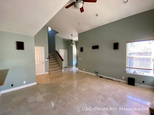 Building Photo - 17145 Rosemary Cir