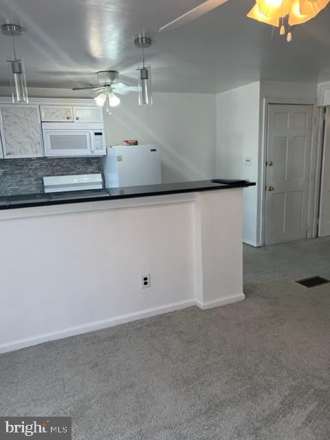 Foto del edificio - 648 Alcott St