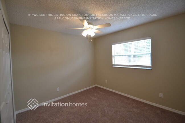 Building Photo - 12105 72nd St N