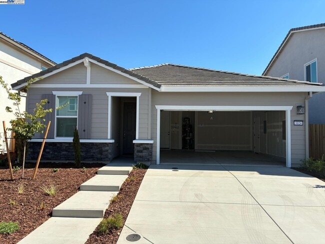 Building Photo - 3024 Red Canard Wy