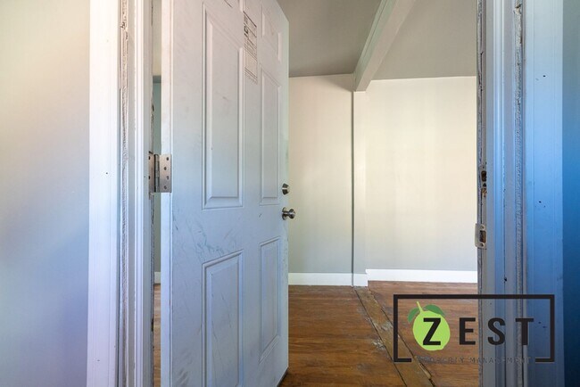 Foto del edificio - 5235 Haverhill St
