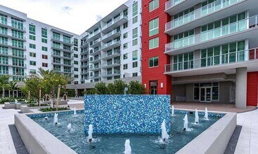 Building Photo - 7875 NW 107th Ave