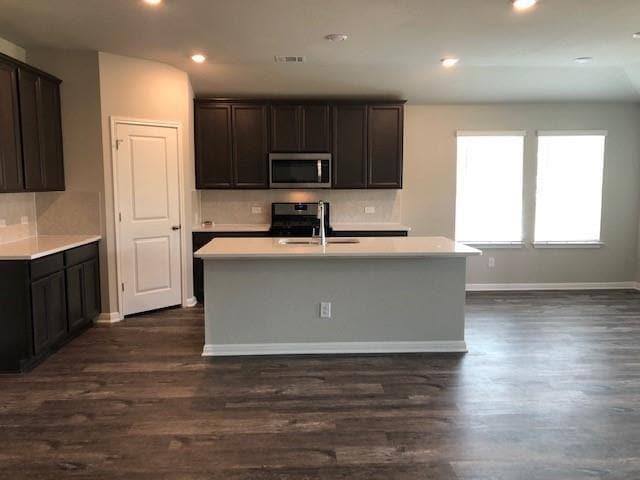 Foto del edificio - 1237 Oak Chase Wy