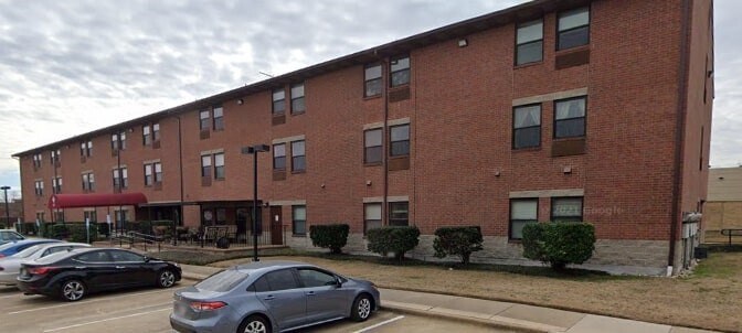 Foto del edificio - 1409 Range Dr