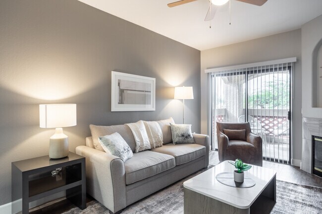 Foto del edificio - 14435 S 48th St