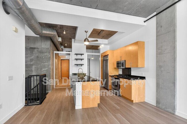 Building Photo - 1025 Island Ave