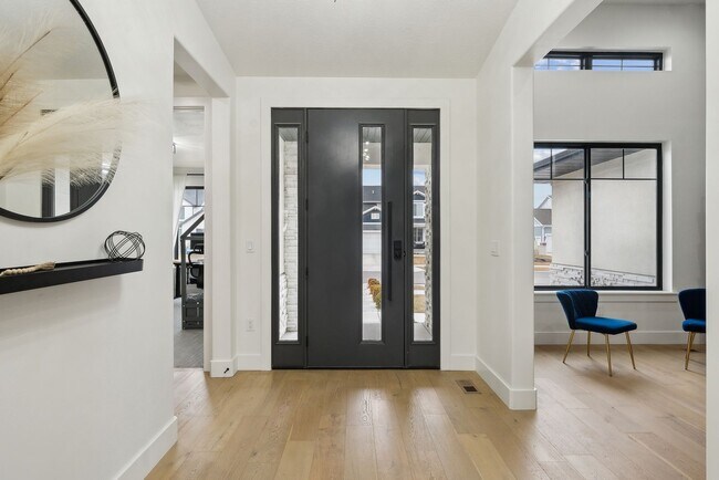 Foto del edificio - Stunning Single Family Home In Beautiful N...