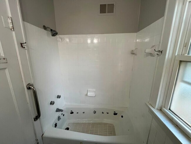 Foto del edificio - 5021 N 27th St