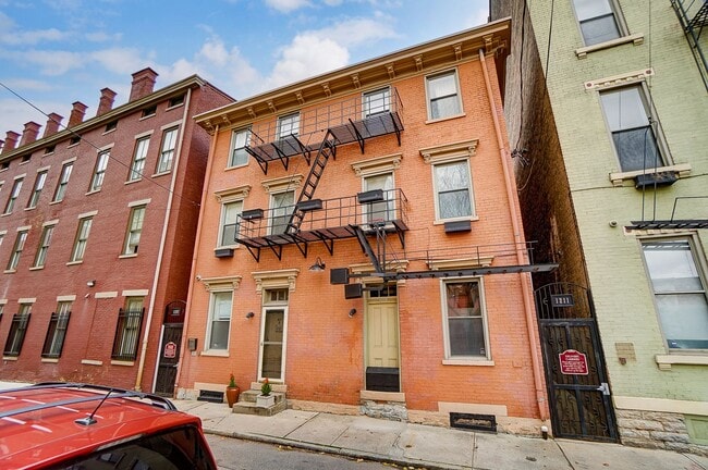 Building Photo - 1207 Republic St