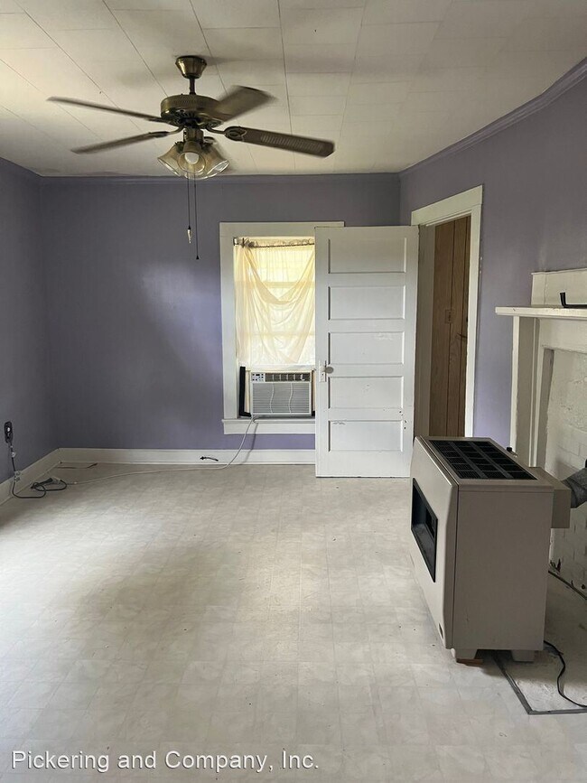 2 br, 1 bath House 3323 Edgefield House Rental in Greensboro, NC