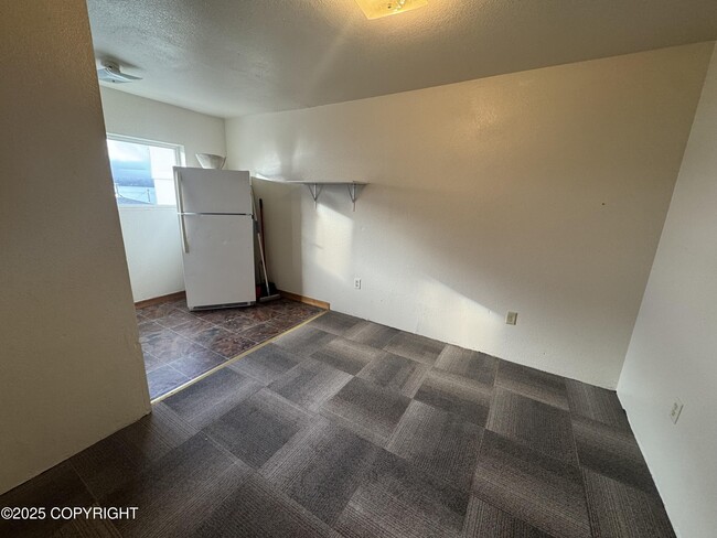 Foto del edificio - 1450 Tongass Ave