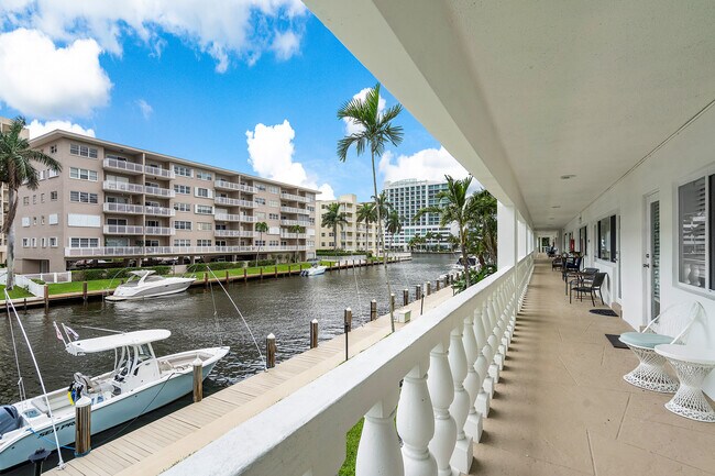 Foto del edificio - 2881 NE 32nd St
