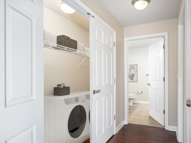 Interior Photo - The Villages of Campbell Oaks