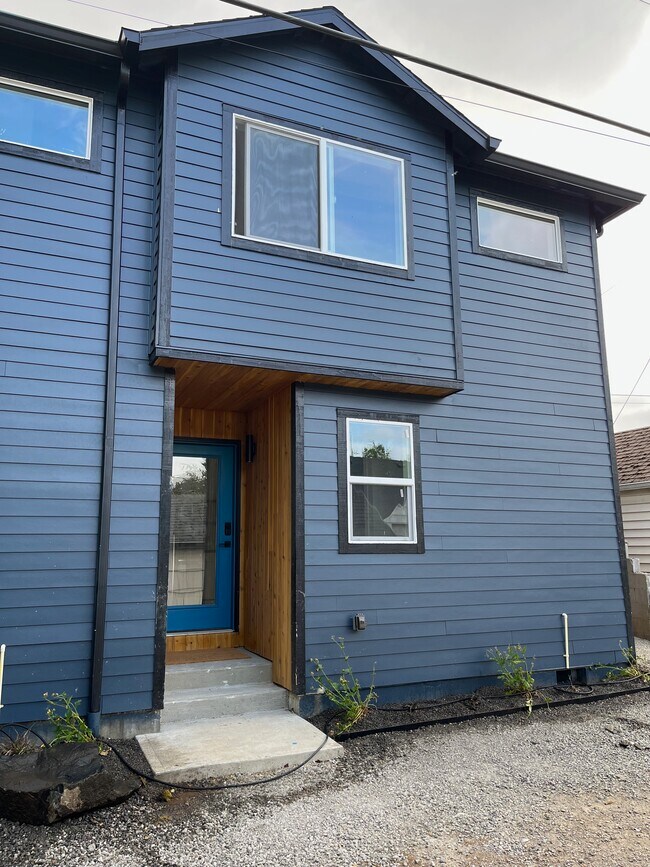 Foto del edificio - 5735 NE 33rd Ave