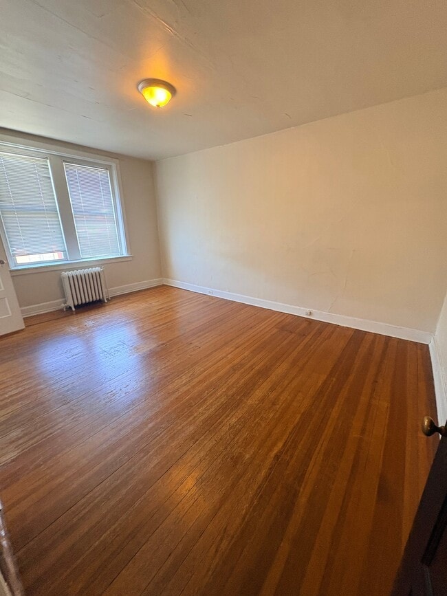 Building Photo - 1611 Hampton Blvd
