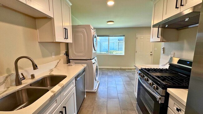 Foto del edificio - 1354-1398 Springfield St