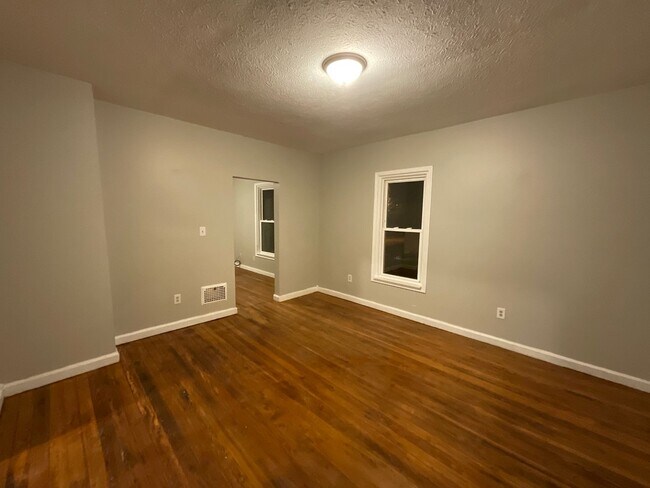 Foto del edificio - 504 12th St