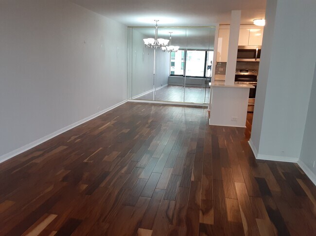 Living/Dining room - 155 N Harbor Dr