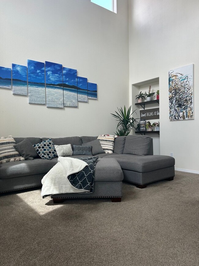 Building Photo - Stunning 2-Story Home With Finished Walk-O...
