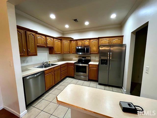 Building Photo - 2823 Beaumont Dr