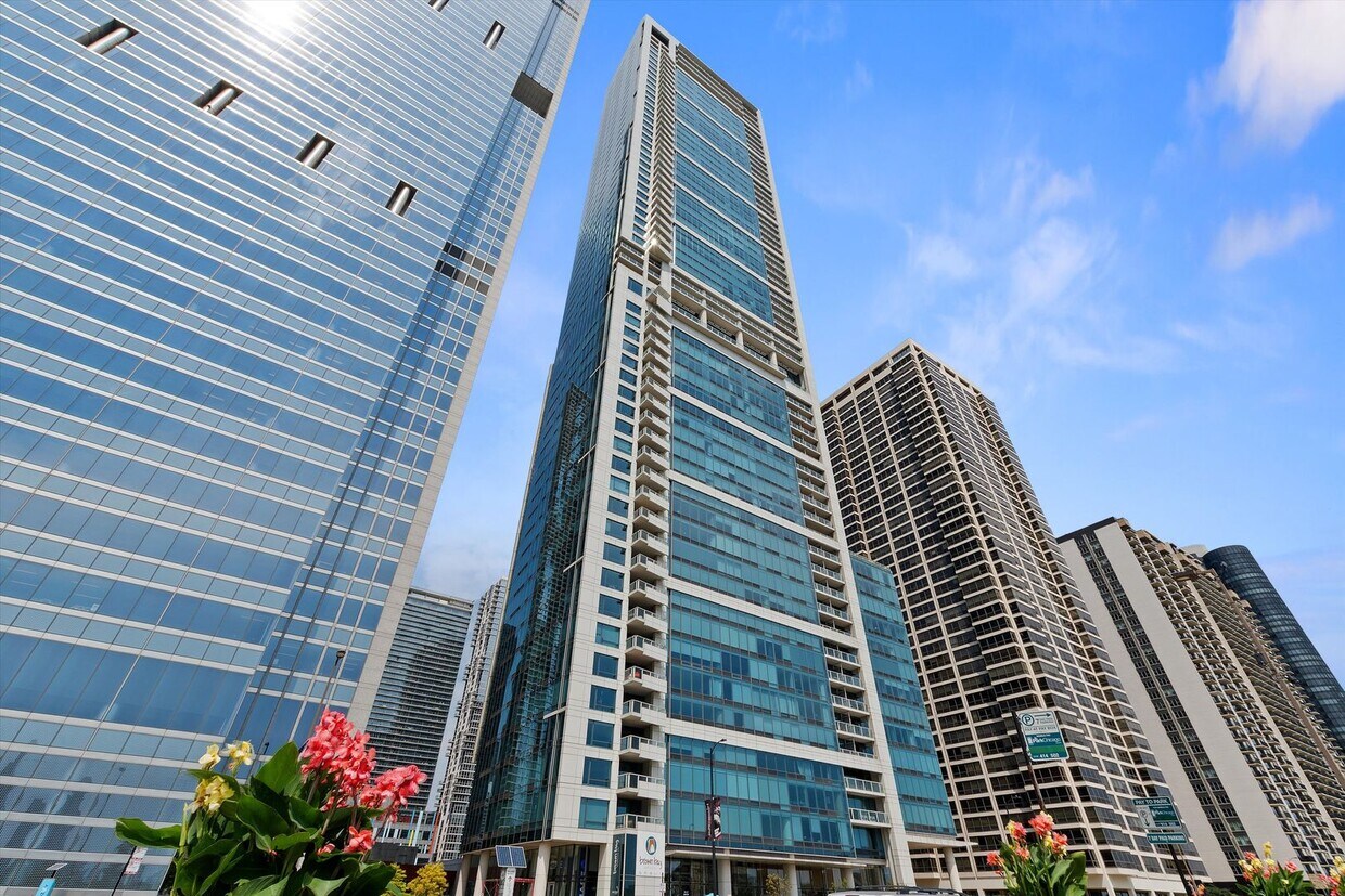 Primary Photo - True Luxury Living_2b2b Condo at 340 On Th...