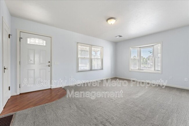 Building Photo - 1331 Ammons St
