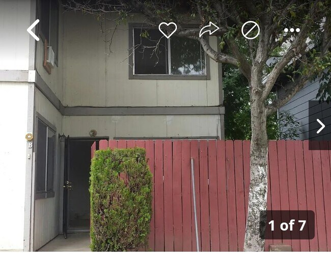 Building Photo - 745 S Lark Ellen Ave