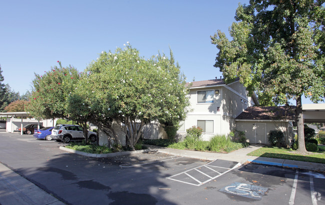 Stonebridge Apartments Rentals - Modesto, CA | Apartments.com