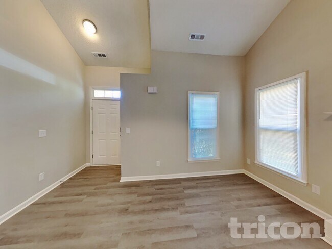 Building Photo - 10903 Gladewater Dr