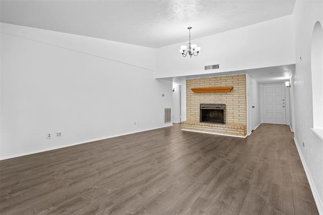 Foto del edificio - 1440 Harvest Glen Dr