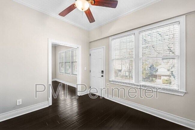 Foto del edificio - 537 Morgan St NE