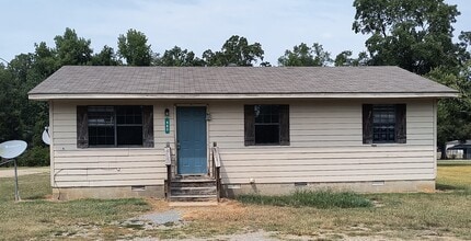 Building Photo - 903 W Dallas Ave