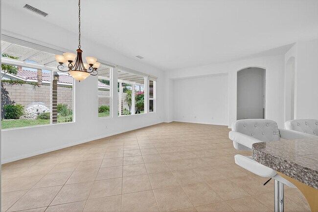 Building Photo - 60543 Desert Shadows Dr
