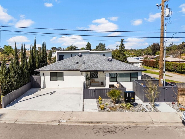 Building Photo - 5116 69th St