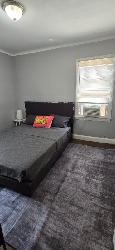 Foto principal - 5284 Devonshire Rd