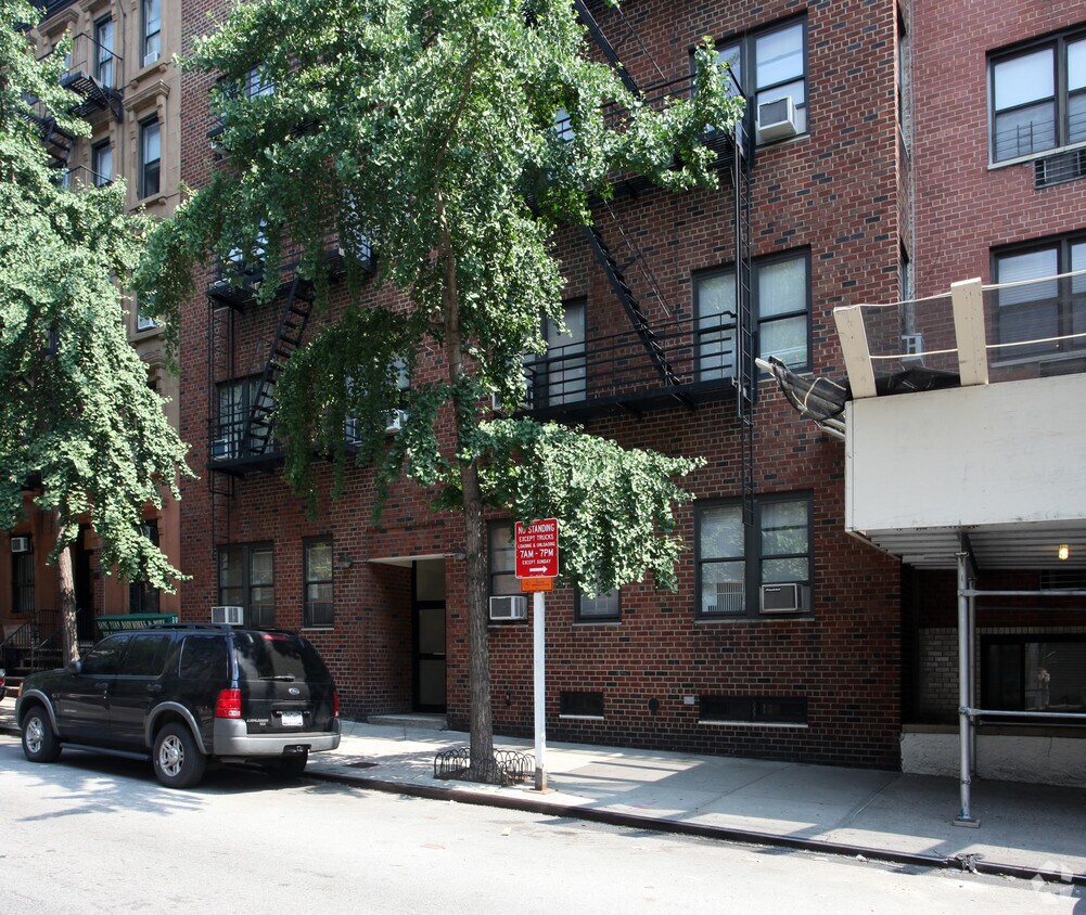 Foto del edificio - 227-229 E 83rd St