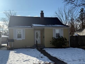 Building Photo - 35247 Currier St