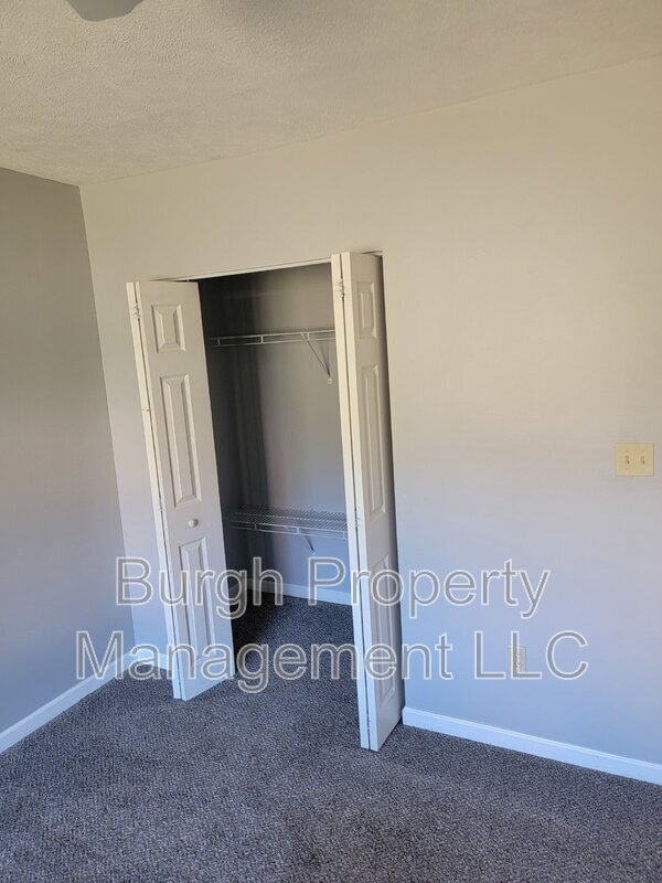 Building Photo - 801 Wingate Dr