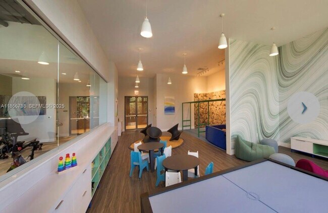 Foto del edificio - 16385 Biscayne Blvd