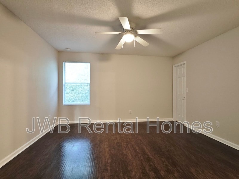 Building Photo - 7128 Timmerman Ln