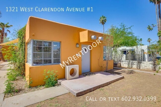 Building Photo - Charming and Cozy 2-Bedroom Gem in Central...