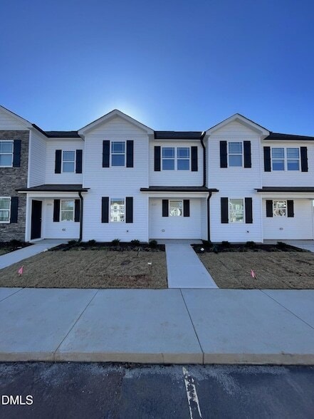 Building Photo - 1027 Peony Ln