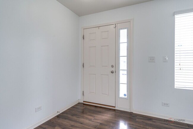 Foto del edificio - 202 Minuet Cir