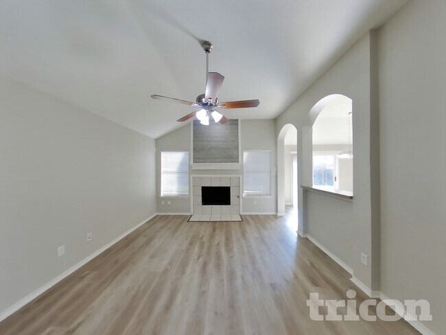 Foto del edificio - 113 Galloping Trail