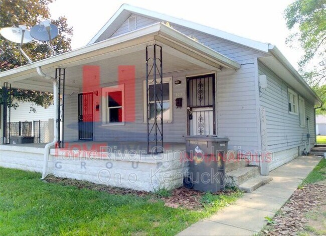 Building Photo - 403 S Randolph St