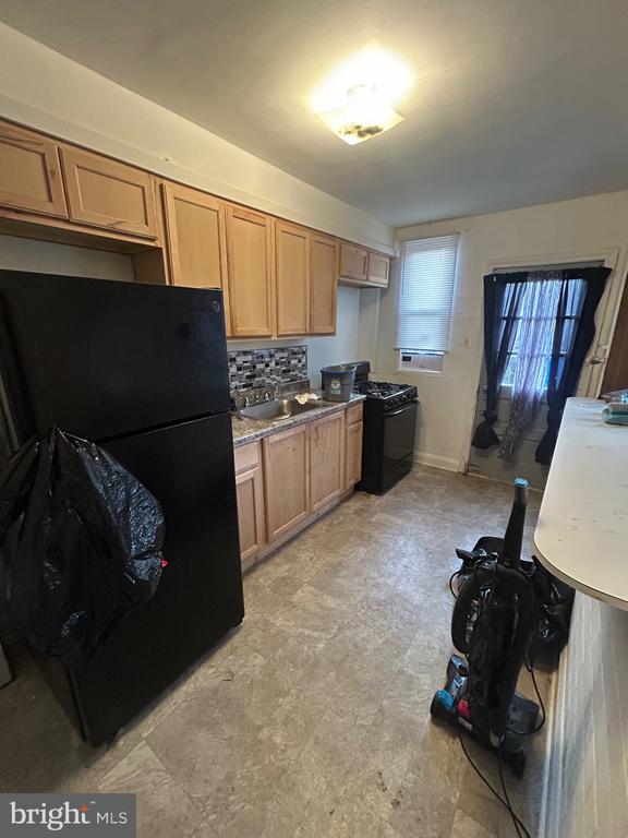 Building Photo - 3513 Horton Ave