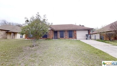 Building Photo - 2406 Timberline Dr
